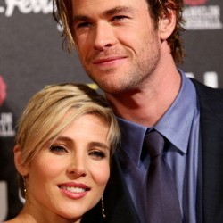 Istri Lahirkan Kembar Laki-laki, Ini Dia Nama Anak Chris Hemsworth