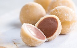 Nyam! Frozen Yogurt tanpa Wadah, seperti Memakan Buah dengan Kulitnya