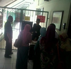 Bayi Diculik, Penjagaan di Gerbang Ruang Alamanda RSHS Bandung Diperketat
