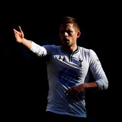 Sigurdsson Tak Menyesal Gabung Tottenham