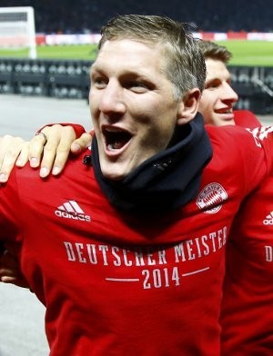 Schweinsteiger Bayangi Rekor Kahn & Scholl