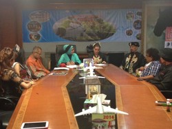Unik! Ternate Punya Mahkota Berambut Satu-satunya di Dunia
