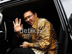 Ahok: Beli Kendaraan Nanti Harus Pakai NPWP