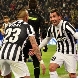 Tevez Dua Gol, Juve Tekuk 10 Pemain Parma 2-1