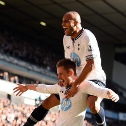 Finis Empat Besar Hukumnya Wajib buat Tottenham