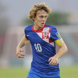 Barca Gaet Gelandang Muda Kroasia