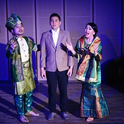 Mengademkan Situasi Jelang Pemilu Lewat Pementasan Drama Musikal Siti Nurbaya