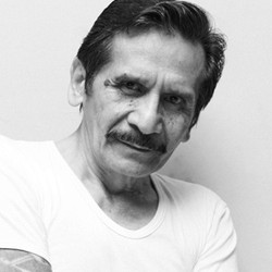 Piet Pagau Main Film Tanpa Jeda Sejak 1977