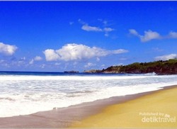 Pantai Soge, Perawan Baru dari Pacitan