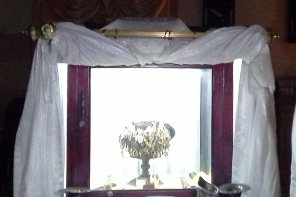 Mahkota Keramat Ternate Punya Rambut yang Bisa Tumbuh