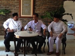 Jokowi Ziarah ke Makam 7 Sultan Banten