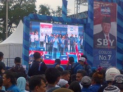 Kampanye di Medan, SBY Janjikan Perbaikan Kondisi Listrik