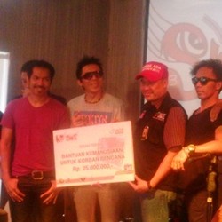 Album ke-20 Sukses Slank Bagi-Bagi Rezeki