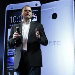 Bos HTC: Pengguna Ponsel Samsung Suka Plastik Murah