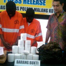 Polisi Sita 7 Kg Ganja dan Belasan Ribu Pil Doubel L