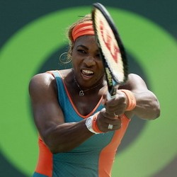 Kalahkan Sharapova, Serena ke Final