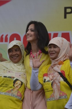 Temani Ical Kampanye, Nia Ramadhani Ajak Anak Muda Tidak Golput