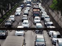 Lalin di Tol Jagorawi dan JORR Padat