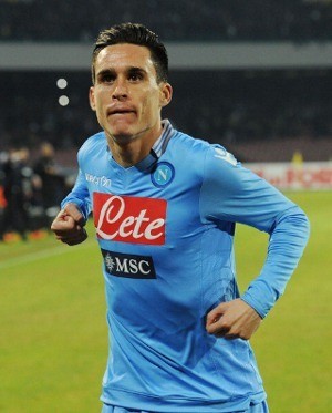 Napoli Mati-matian Buru Roma