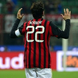 Sepasang Gol Tandai Penampilan ke-300 Kaka bersama Milan