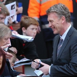 Senyum David Moyes di Tengah Sorotan