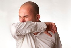 Ingat, Tutup Mulut dengan Lengan Saat Batuk untuk Cegah Penularan TB