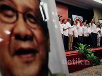 Jari Dukung Akbar Tandjung Jadi Cawapres