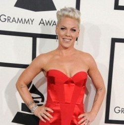 Pink Jual Rumah Senilai Rp 39,6 Milliar