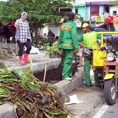 Ini Aktivitas Walikota Risma Ketika Hari Libur Nyepi