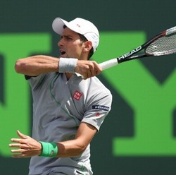 Tundukkan Nadal Dua Set Langsung, Djokovic Juara