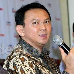 Ahok Soal Vandalisme di JLNT: Kuat-kuatan Saja Mereka Coret, Kita Cat Lagi
