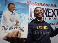 Dahlan Iskan Luncurkan Buku The Next One