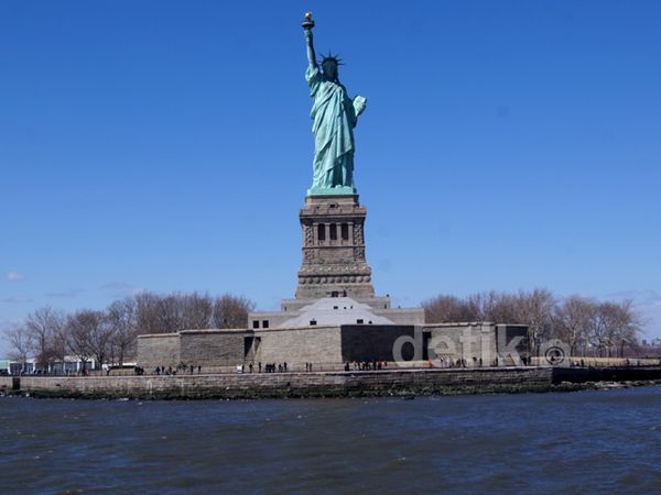 Jalan-jalan ke New York