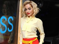 Gaya McDonald ala Rita Ora