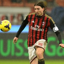 Milan Bidik Tiket ke Liga Europa