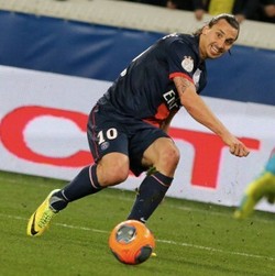 Ibra: Chelsea Super Favorit