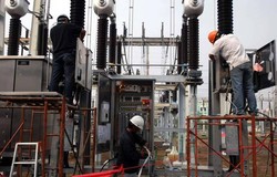 6 BUMN Garap 12 Paket Transmisi Listrik 1.000 Km di Sumatera