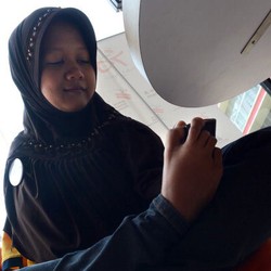 FotoStop April: Kartini di Era Digital