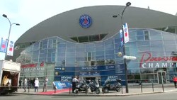 Ibrahimovic Sebut Chelsea Lebih Favorit