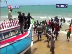 Perahu Nabi Nuh Asal Sumenep Siap Berlayar