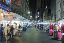 Pratunam Night Market, Tempat Belanja Turis Indonesia