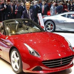 Mundur Lagi, Kenaikan Pajak Ferrari Cs Belum Berlaku