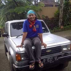 Perempuan Banyuwangi Ini Joki Spesialis Medan Menantang