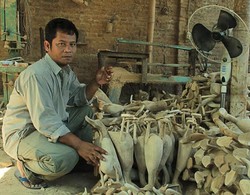 Di Tangan Sarjana Ekonomi Ini, Bonggol Bambu Bisa Datangkan Rp 40 Juta/Bulan