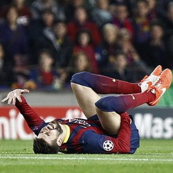 Cedera Pinggul, Pique Diprediksi Absen Sebulan