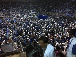 Pasha Ungu Hibur Ribuan Massa PAN Di Istora Senayan