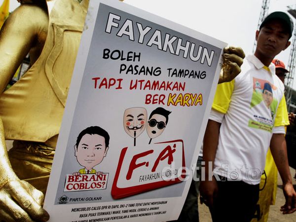 Media Kampanye Unik Caleg Golkar