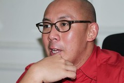 Andreas Odang Terinspirasi Bangsawan Rusia untuk Koleksi Bridal Terbaru