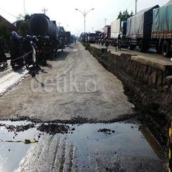 Pantura Dihantui Banjir, Kementerian PU Kebut Ganti Aspal Jadi Beton