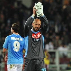 Tak Cuma Buru Roma dan Titel Coppa Italia, Partenopei Juga Inginkan Rekor Baru